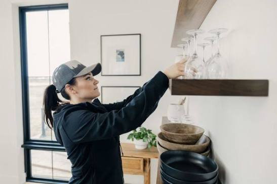 The Suspended Shelf Buying Guide: What No One Tells You Before You Order