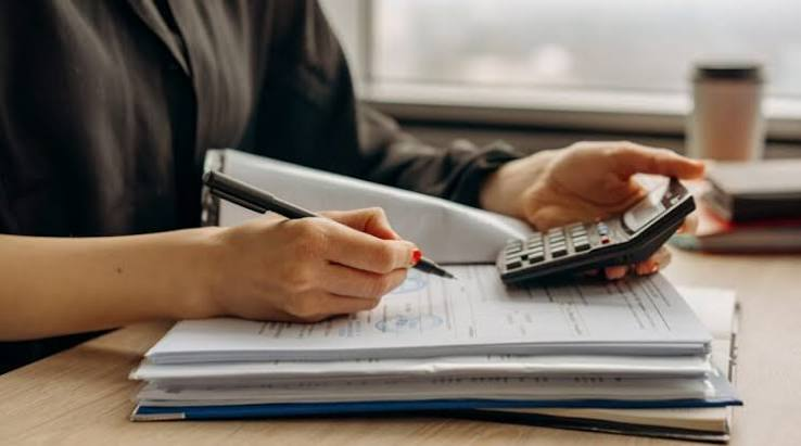 10 IR Case Studies Every US Public Company CFO Should Study Before Their Next Earnings Call